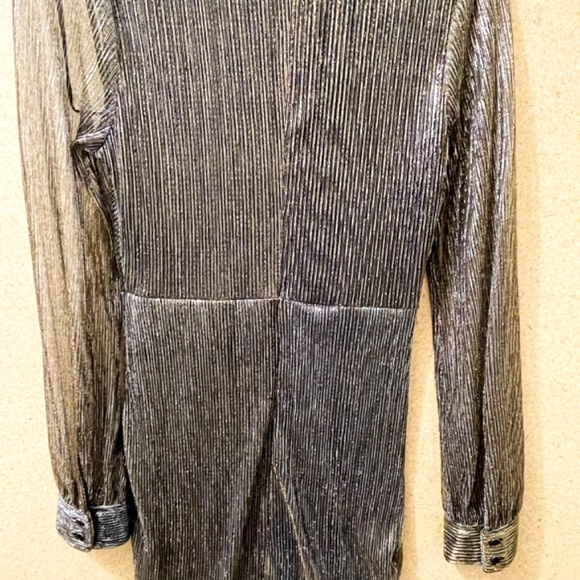 Le Chateau Metallic Gold And Black Dress. Size XS - Picture 7 of 8